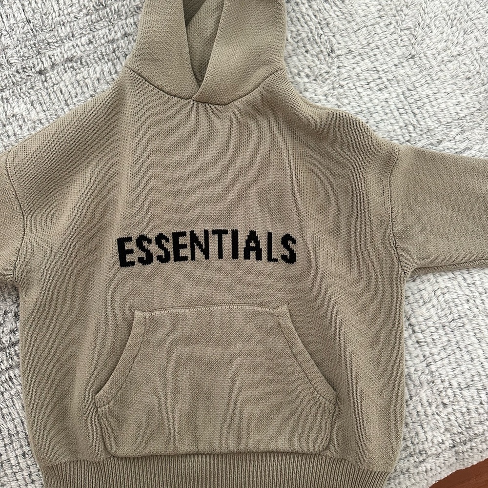 Essentials Knit Hoodie 

XXS